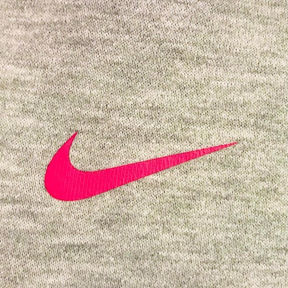 🆕🔥NIKE SUPER CUTE&COMFY MATERIAL GRAY&PINK HOODED SWEATSHIRT NIKE ON HOODIE - Picture 5 of 10
